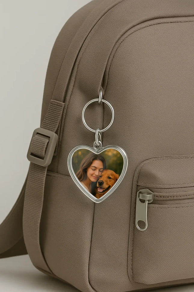 sac a dos porte clés coeur mockup